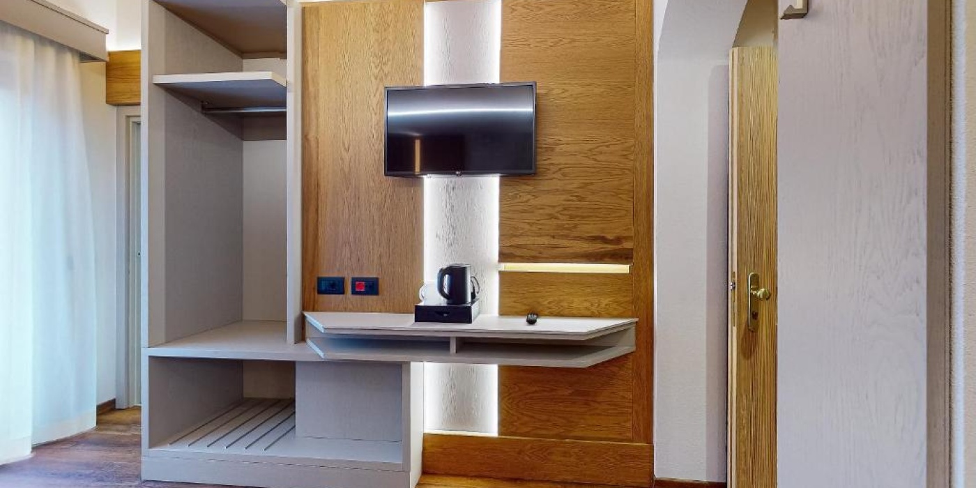 Hotel MADONNA DELLE NEVI****