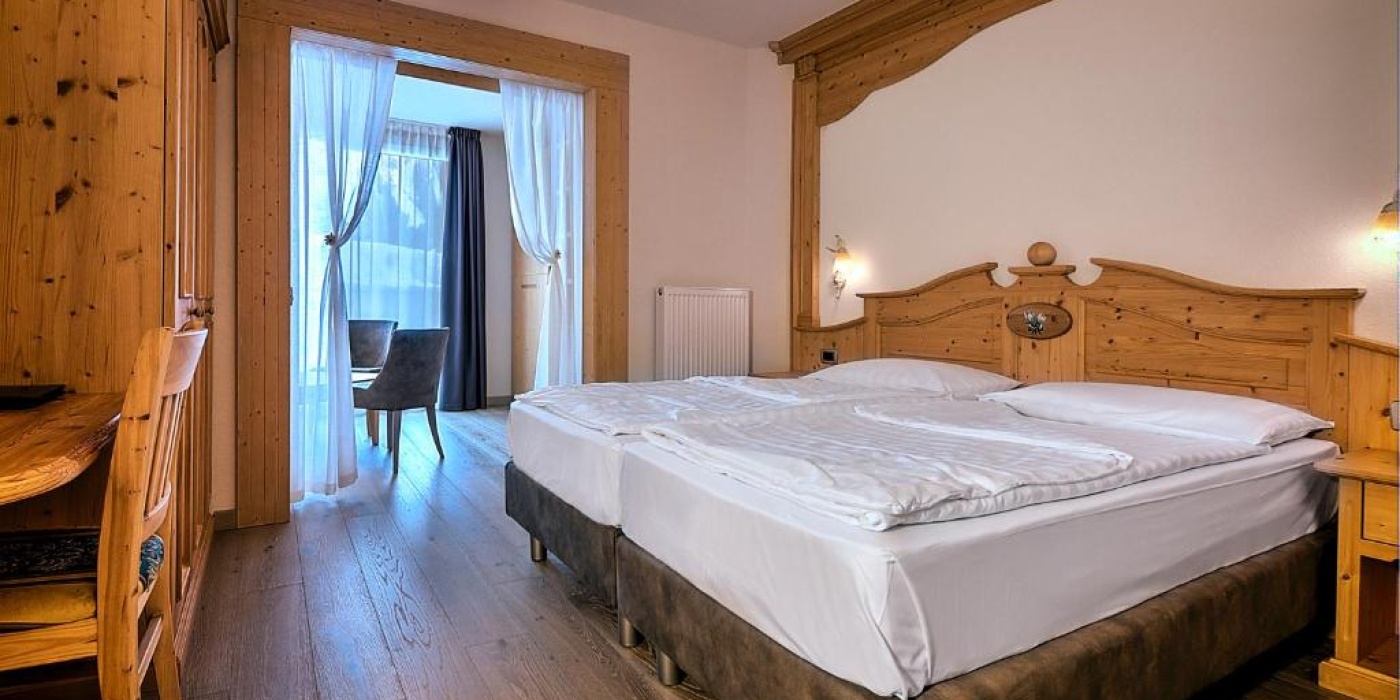 Hotel MADONNA DELLE NEVI****